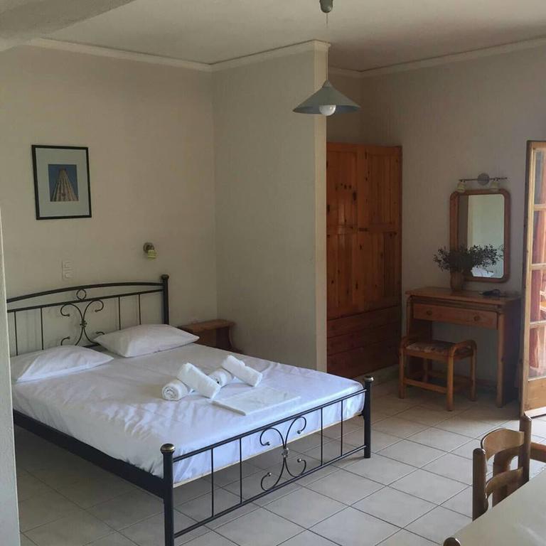 Agistri Hotel Скала Экстерьер фото